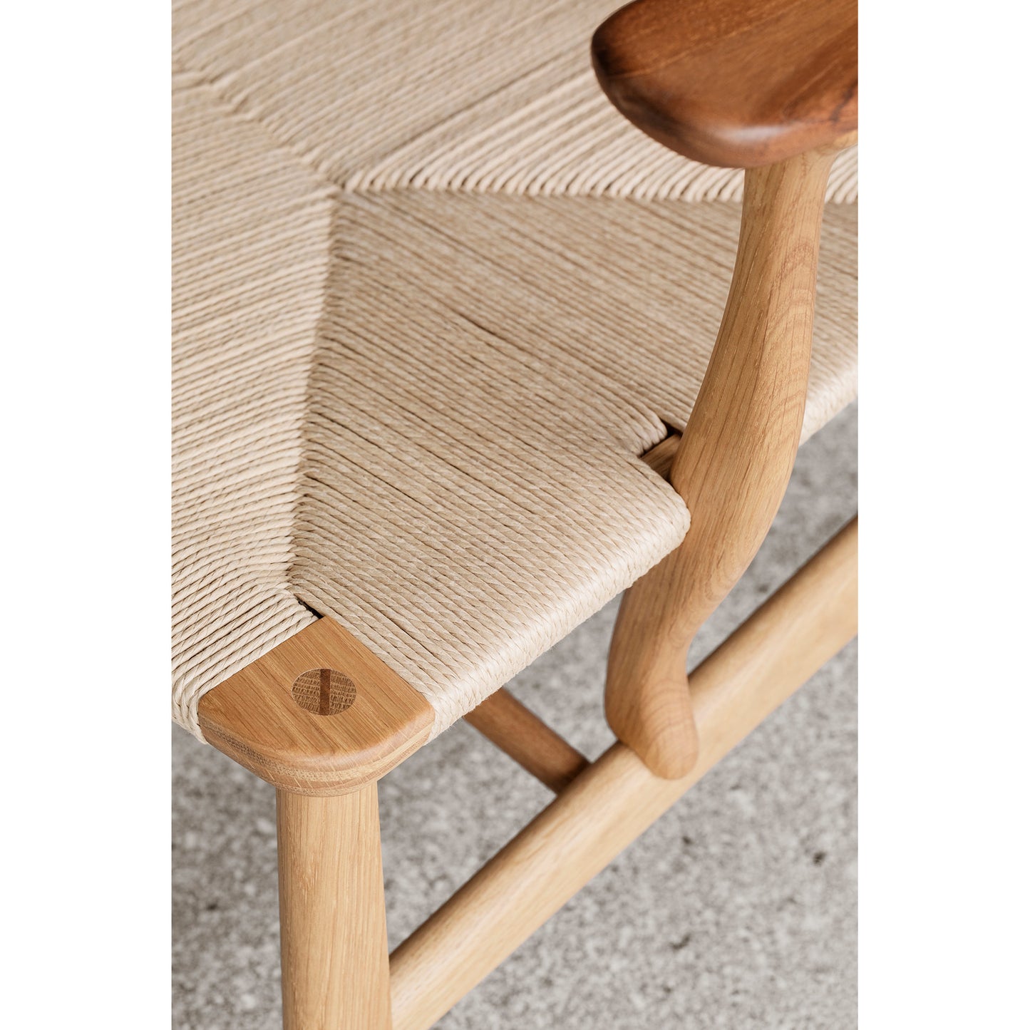 CH22 Lounge Chair