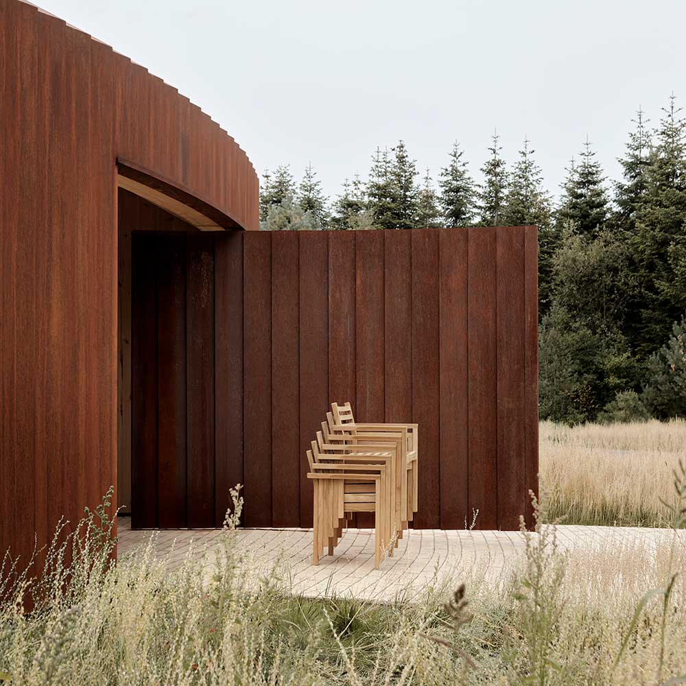 AH502 Outdoor Dining Chair With Armrest