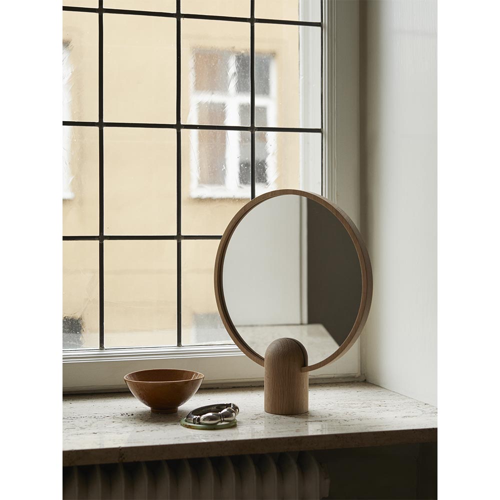 Aino Mirror