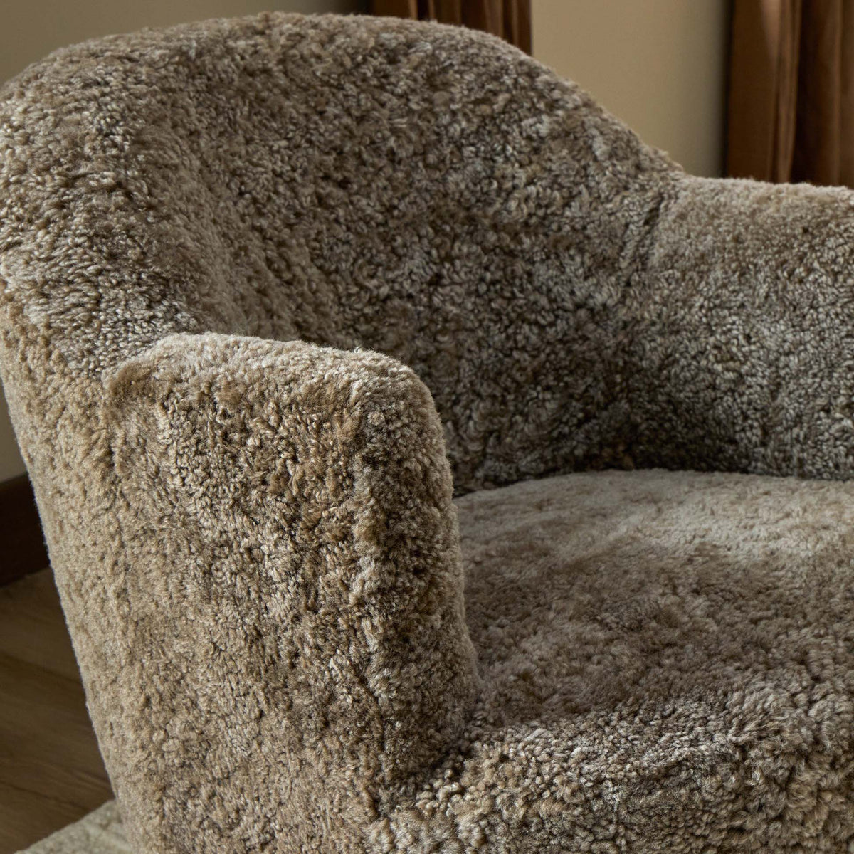 Aurora Swivel Chair - Taupe Shearling