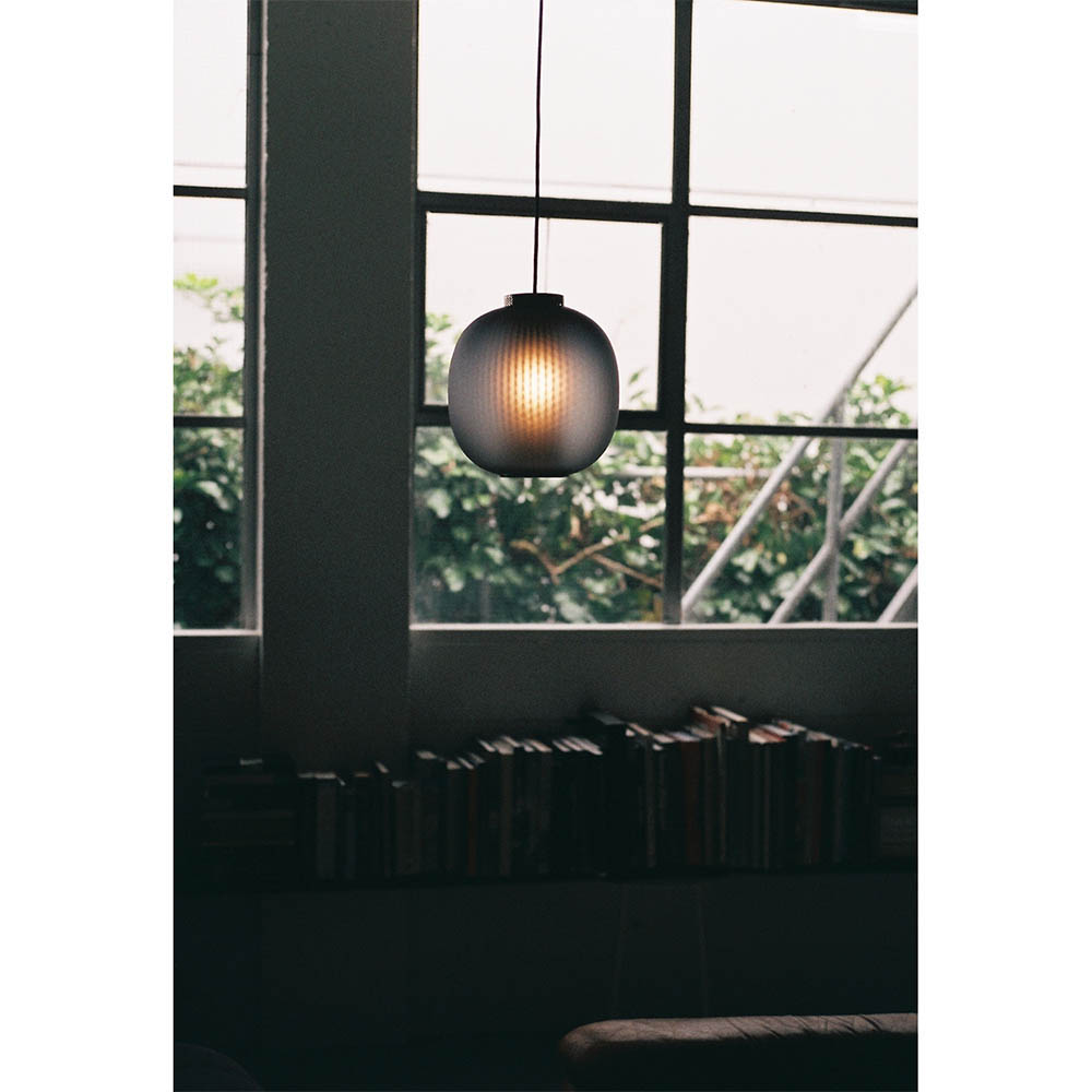 Bloom Small Pendant - Black