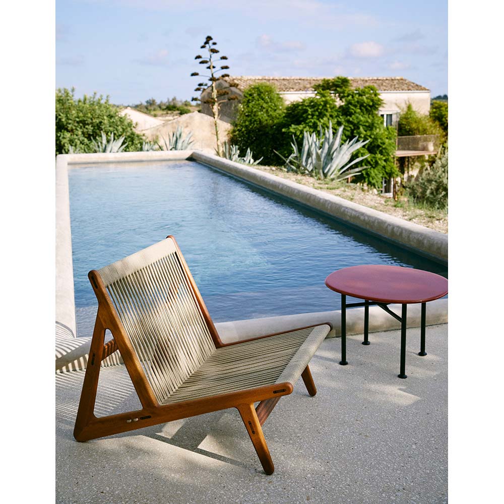 Carmel Small Coffee Table - Rock Red, Black Base