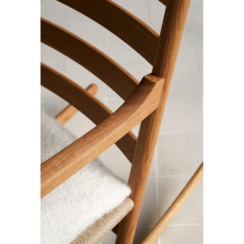 CH45 Rocking Chair - Lacquer Oak