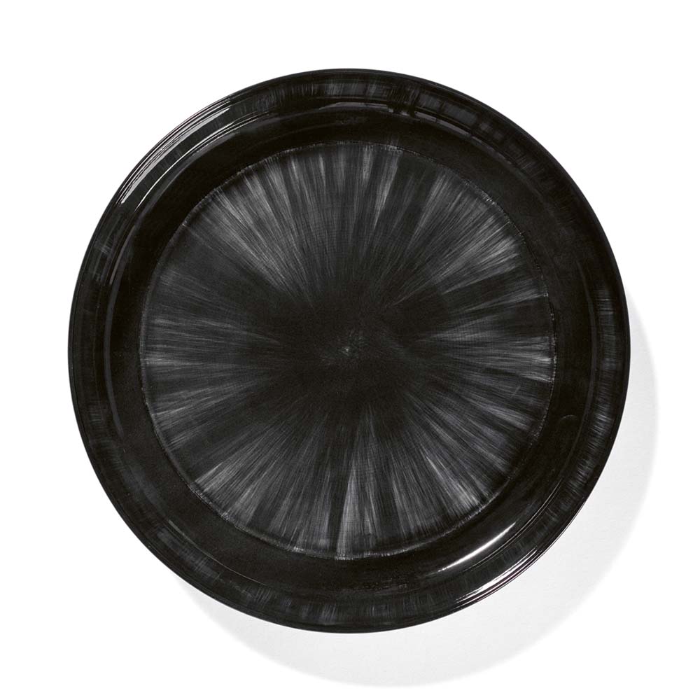 De Set of 4 High Plates Variation C - Off White & Black, 10.63"W