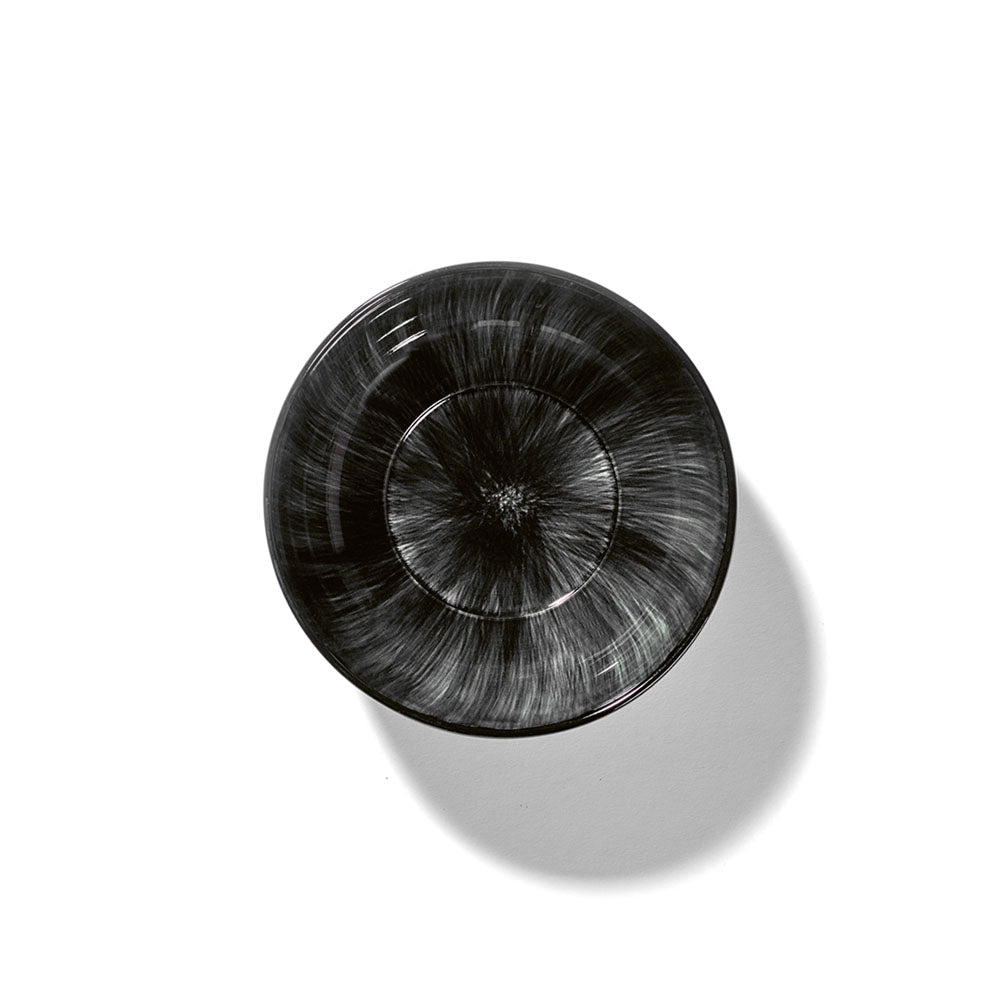 De Set of 4 High Plates Variation C - Off White & Black, 5.08"W