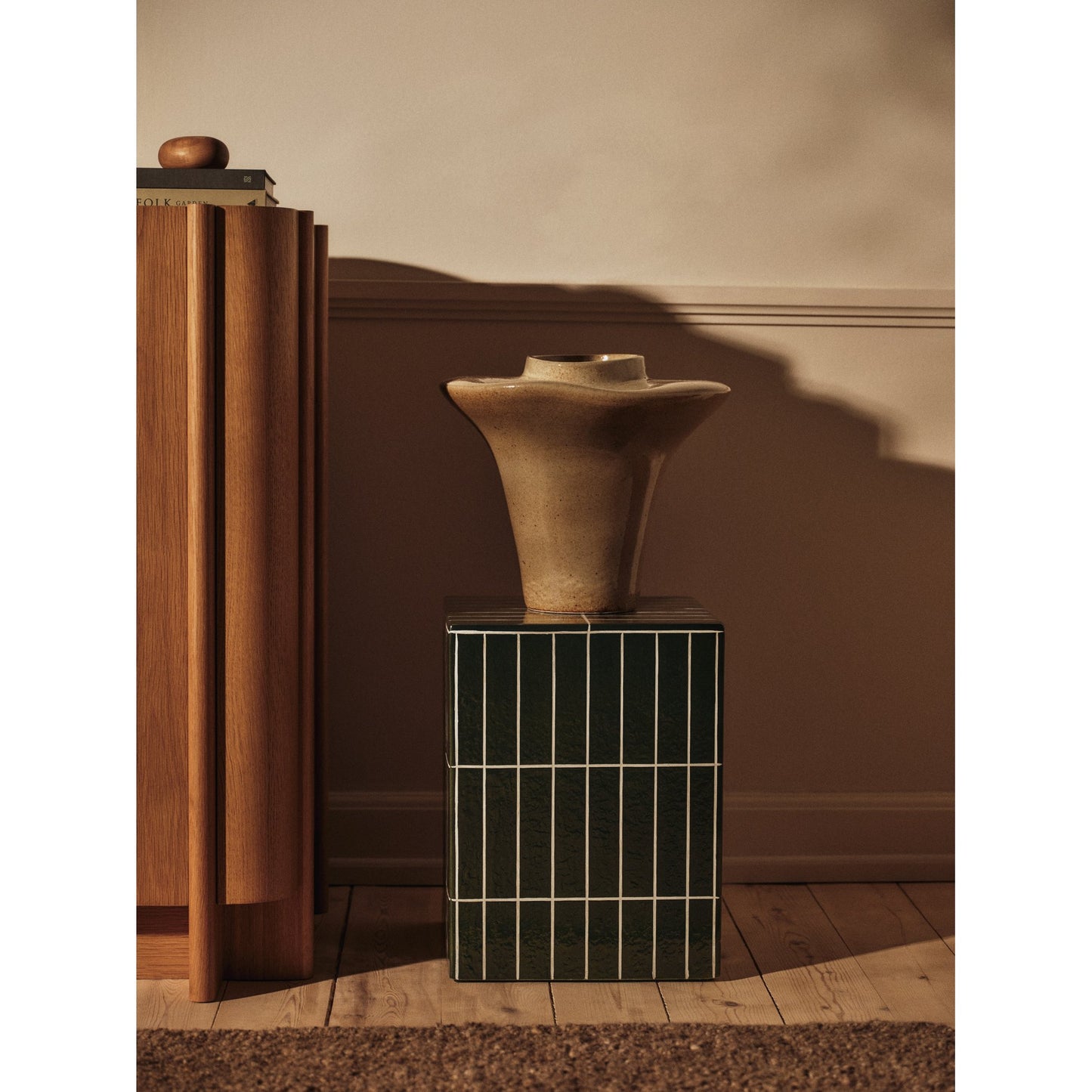 Evio Vase - Elm Green