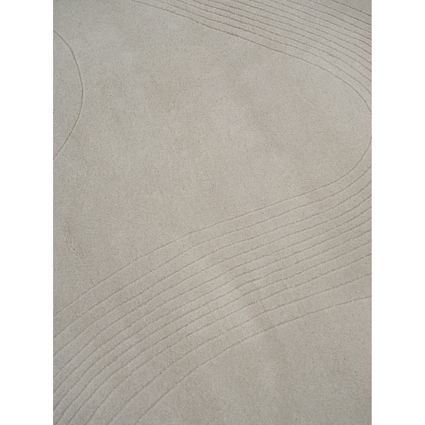 Fluid Arc Rug - Chalk