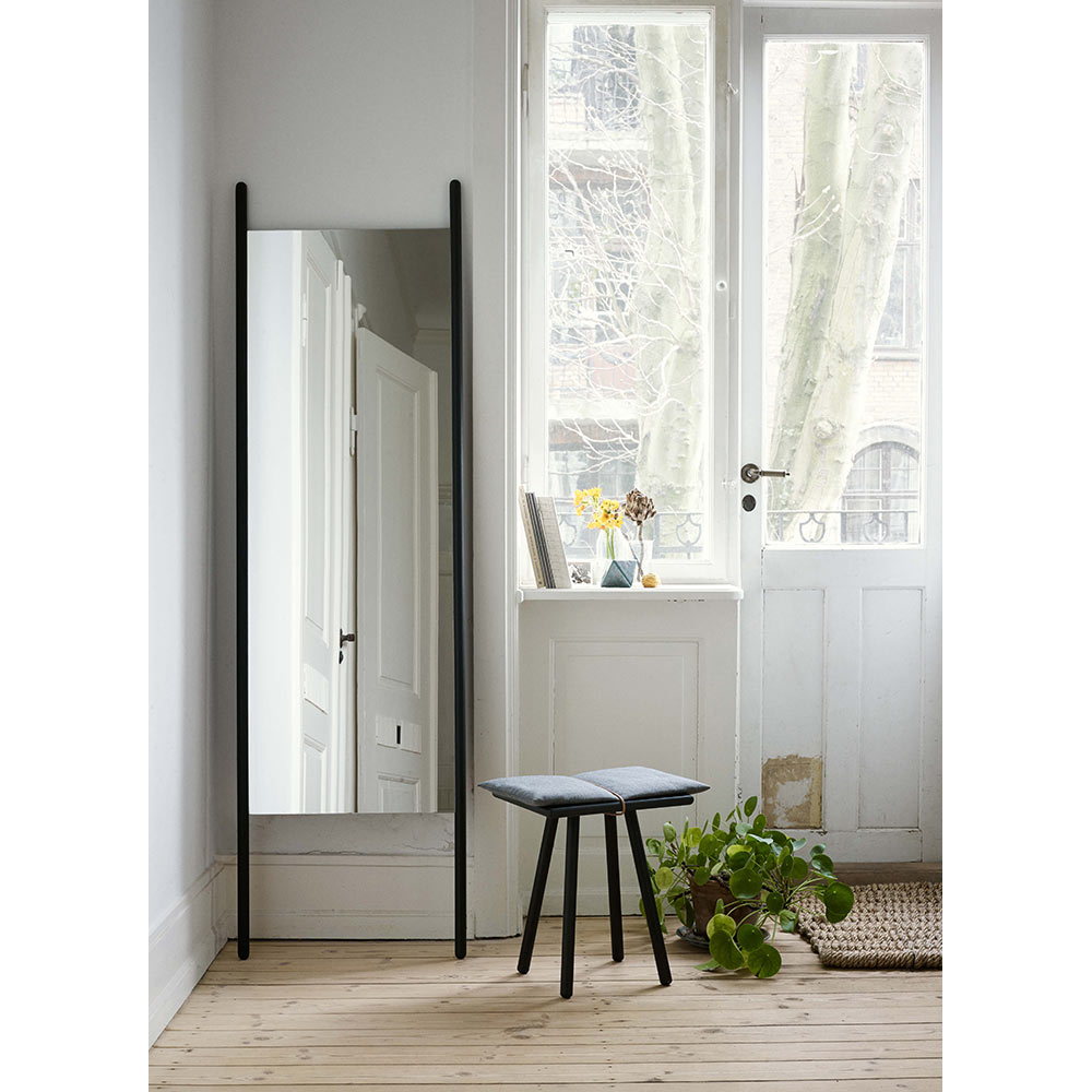 Georg Stool - Black Colored Oak, Light Gray