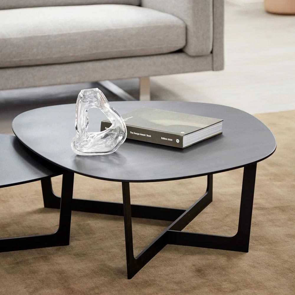 Insula Coffee Table