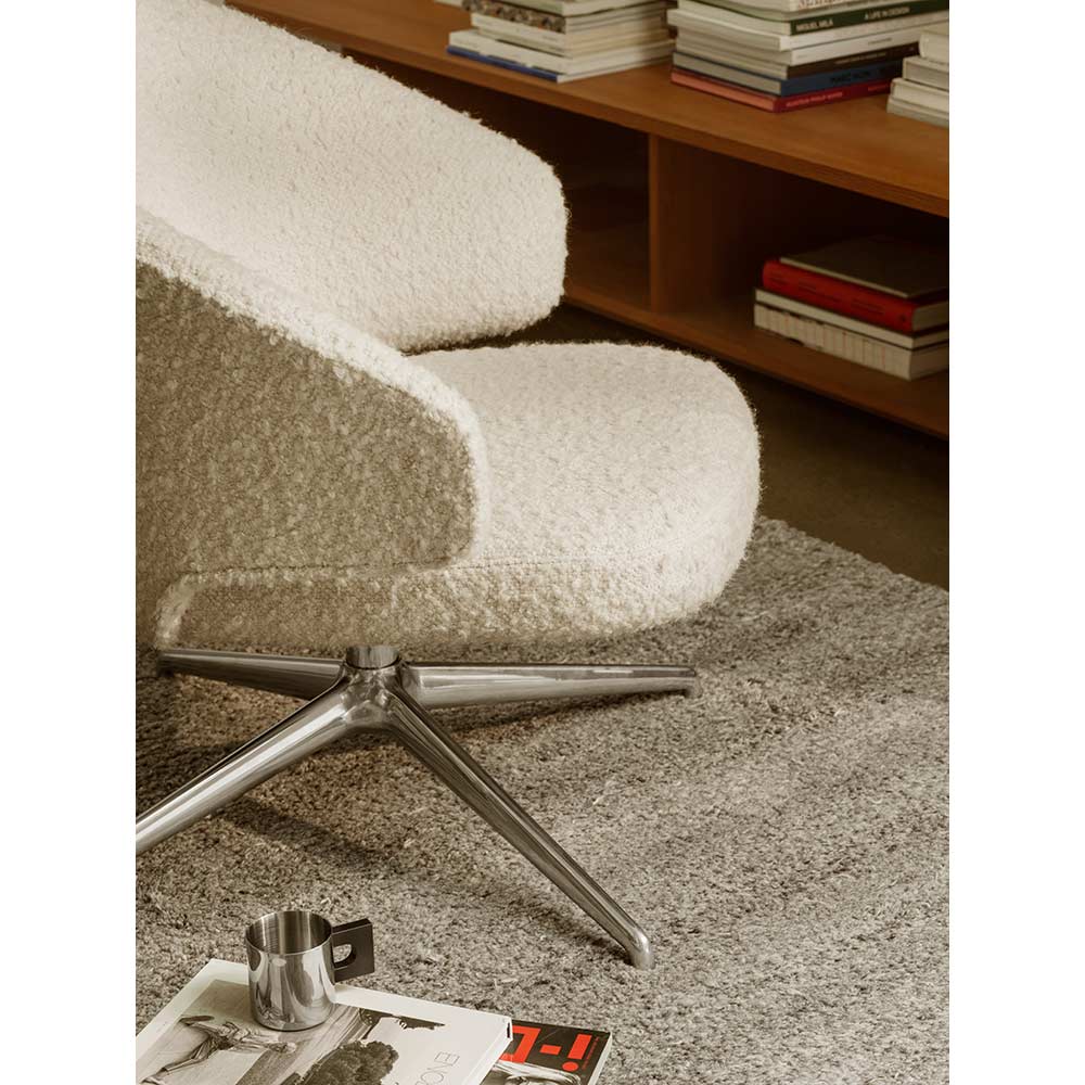 Let Lounge Chair - Swivel Base - Black Aluminium