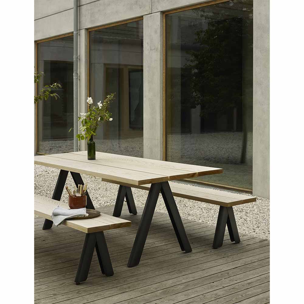 Overlap Outdoor Dining Table - Anthracite Black