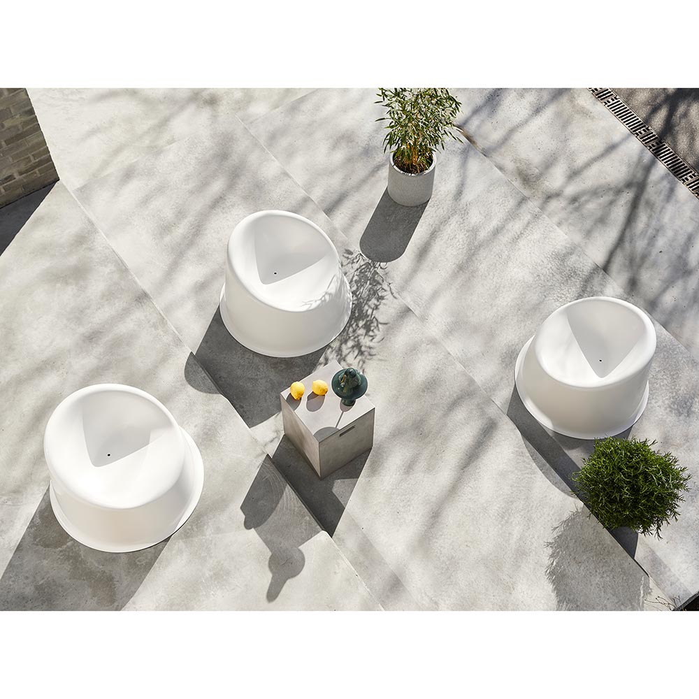 Panto Pop Outdoor Lounge Chair - White