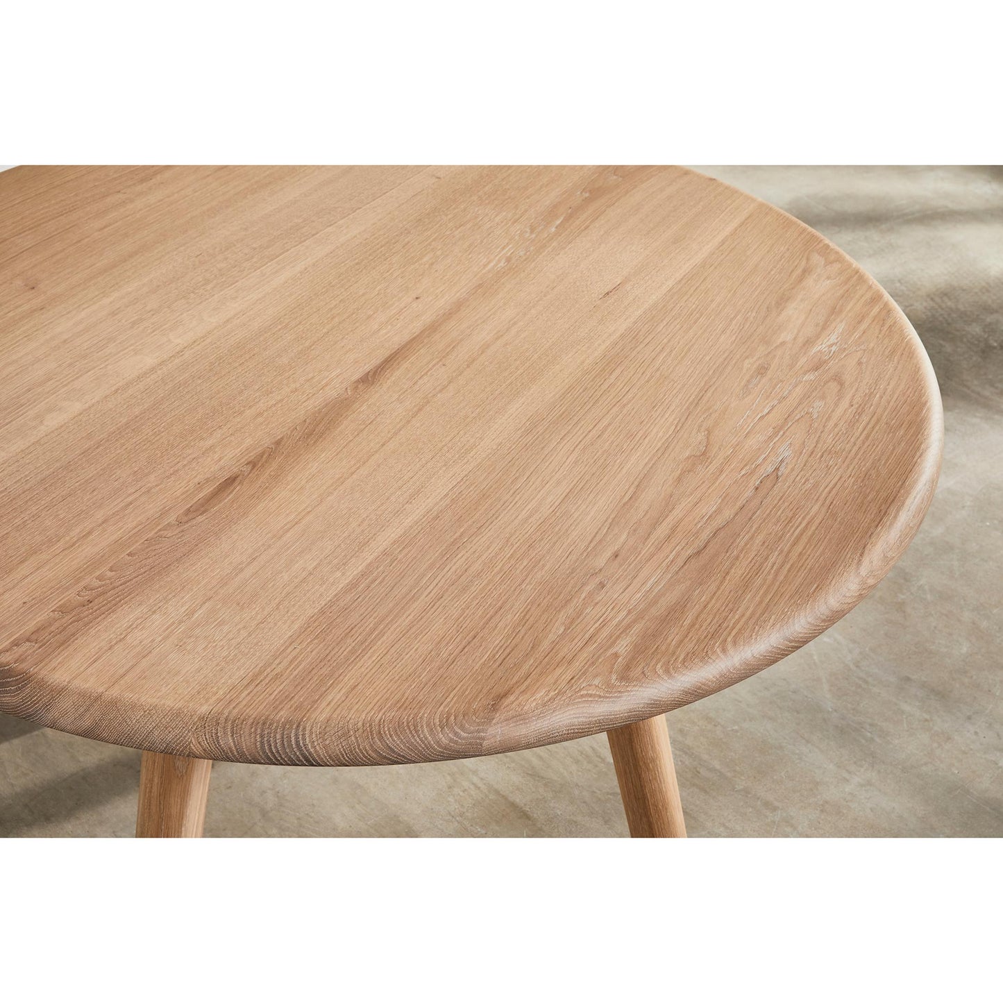 Sage Round Dining Table - Oak