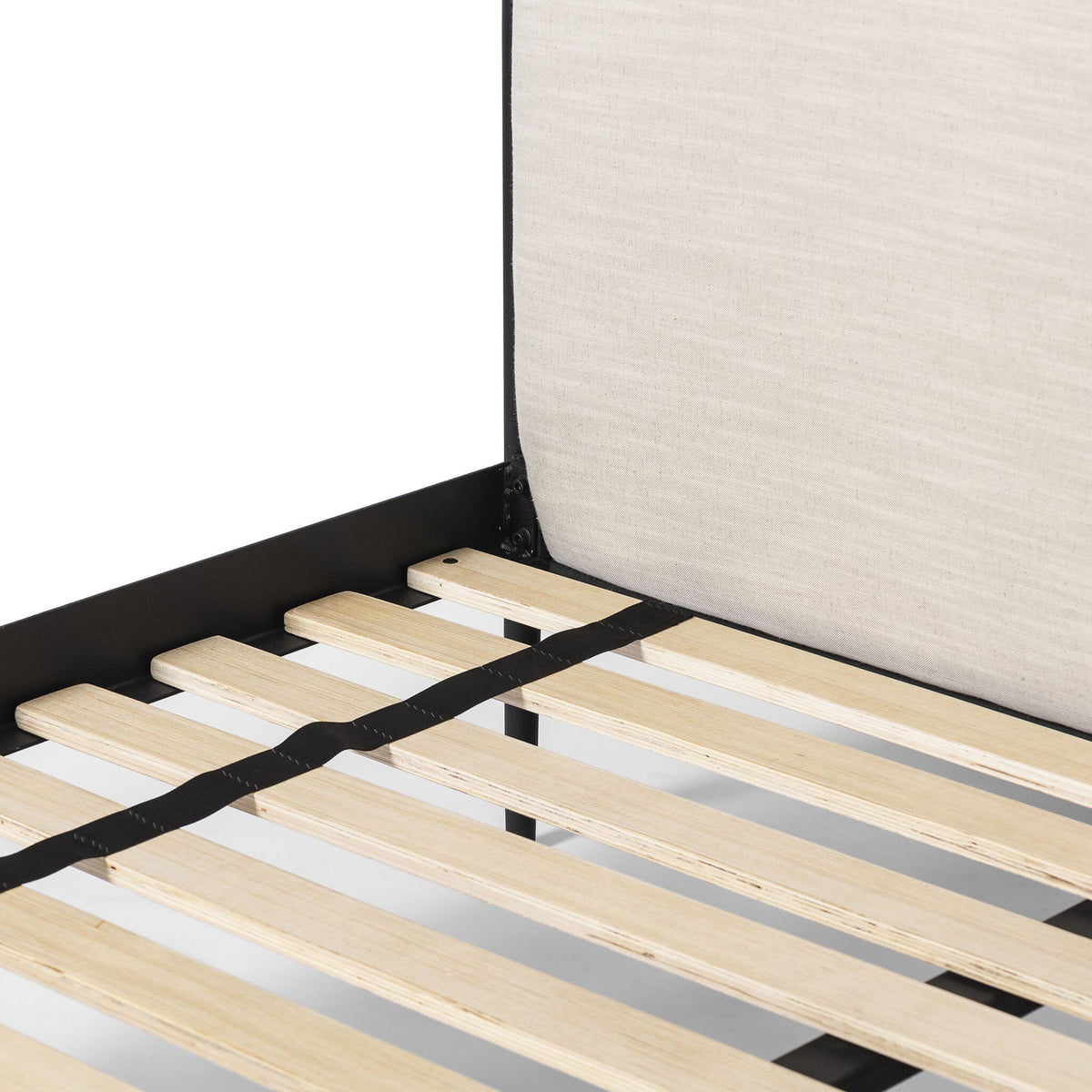 Xander Bed - Savoy Parchment