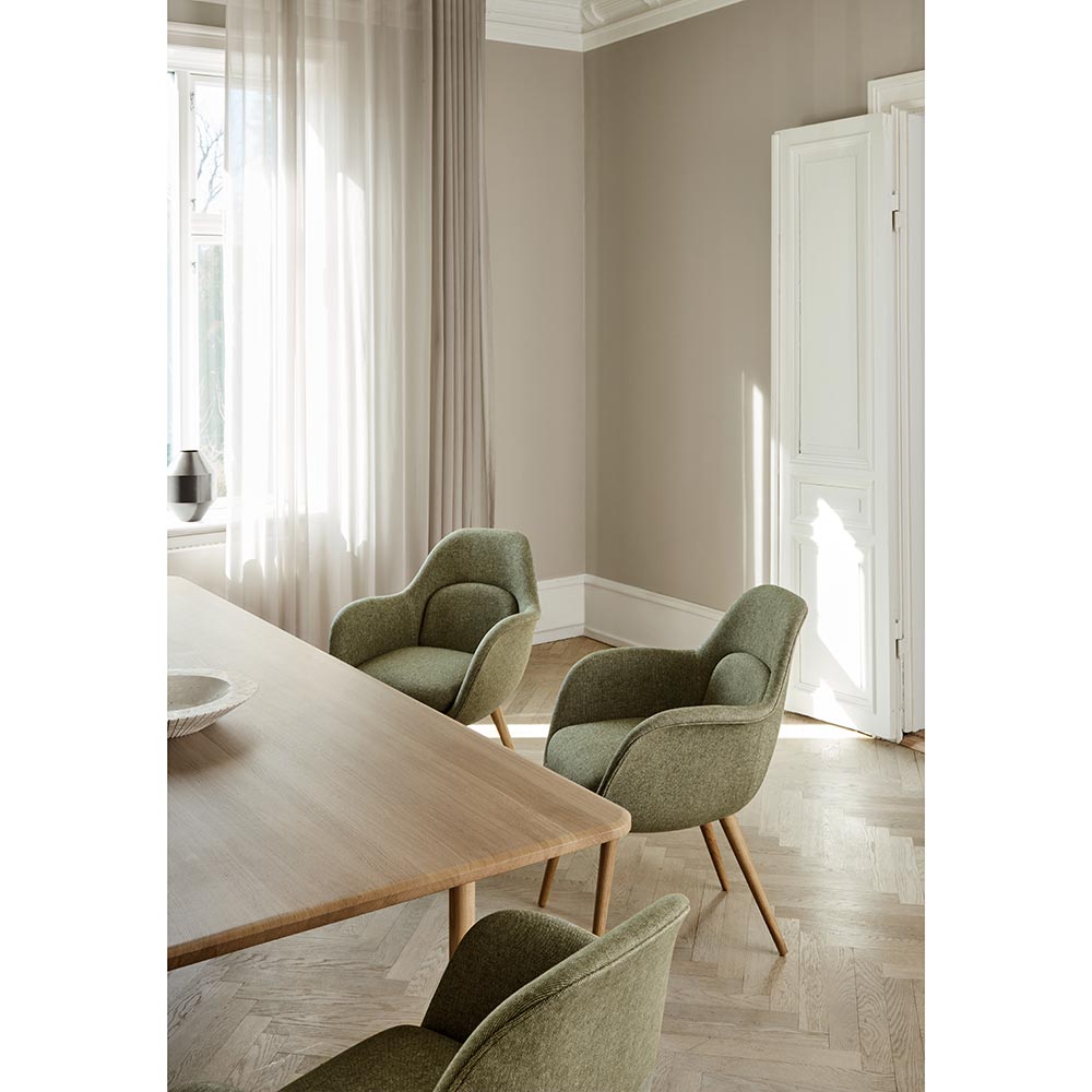 6438 Post Dining Table - 88"W