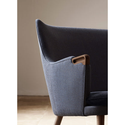 CH71 Lounge Chair