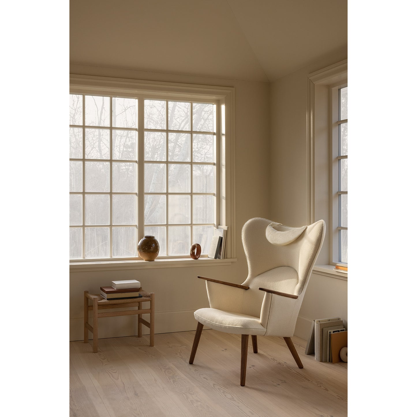 CH78 Mama Bear Lounge Chair