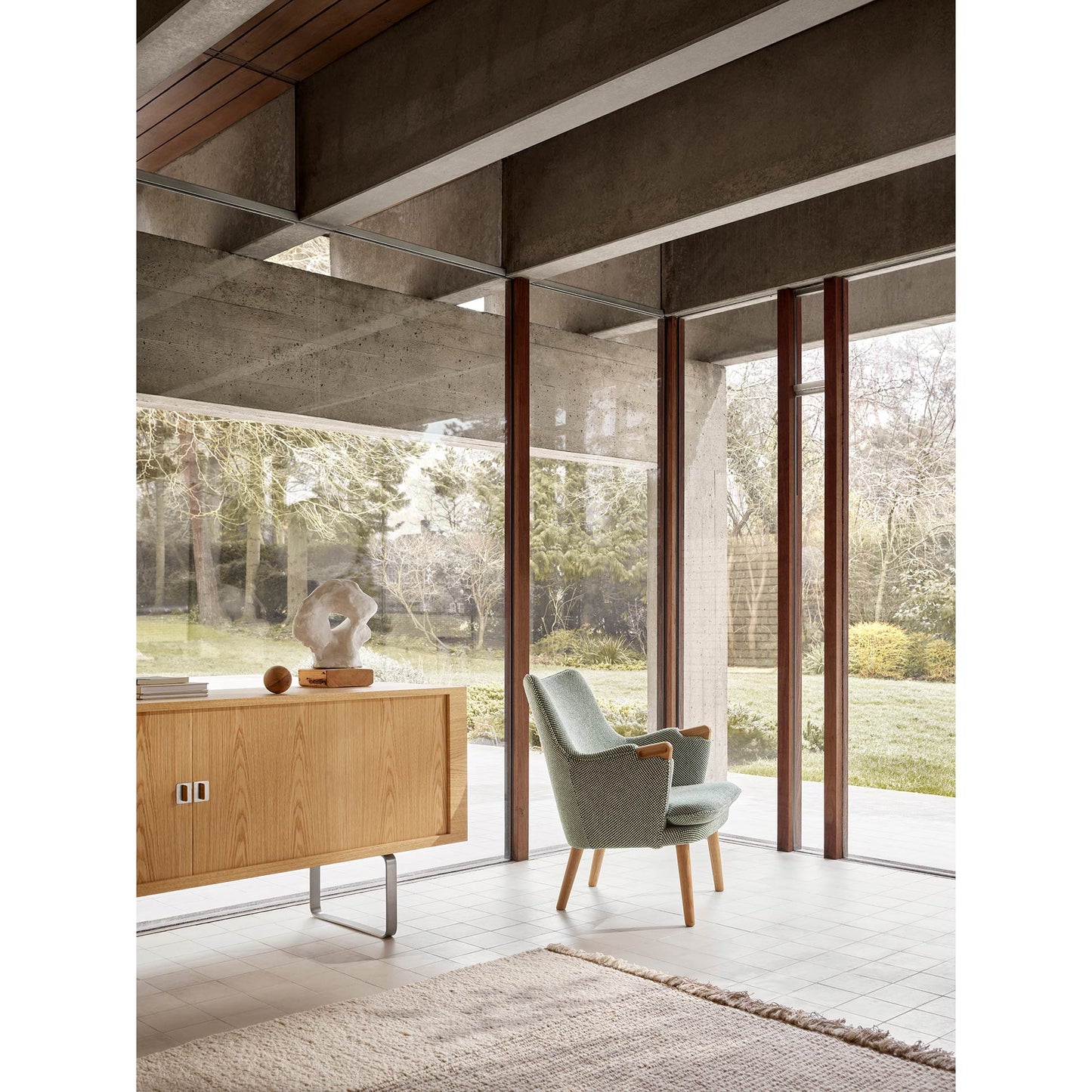 CH825 Credenza