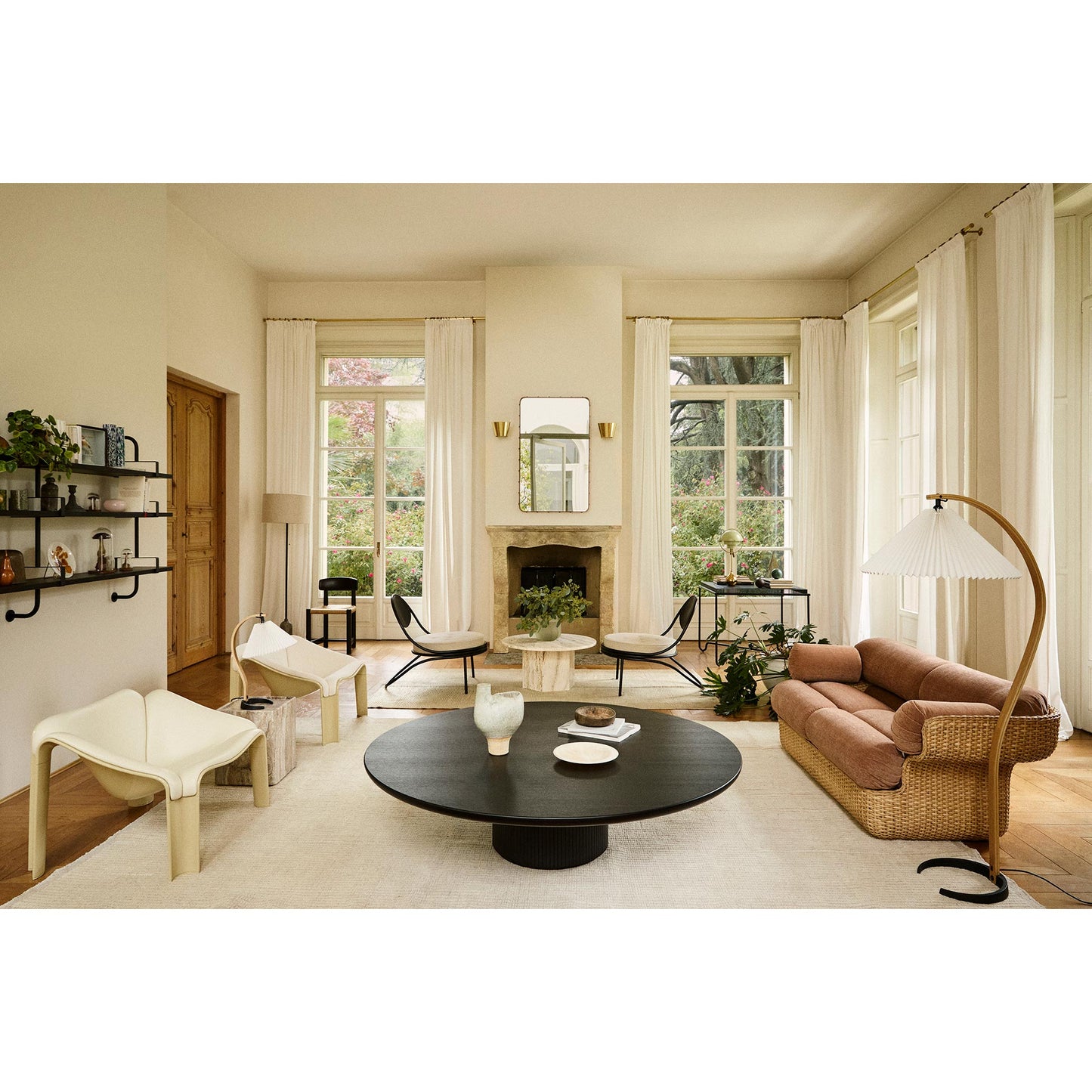 F300 Lounge Chair - Front Upholstered