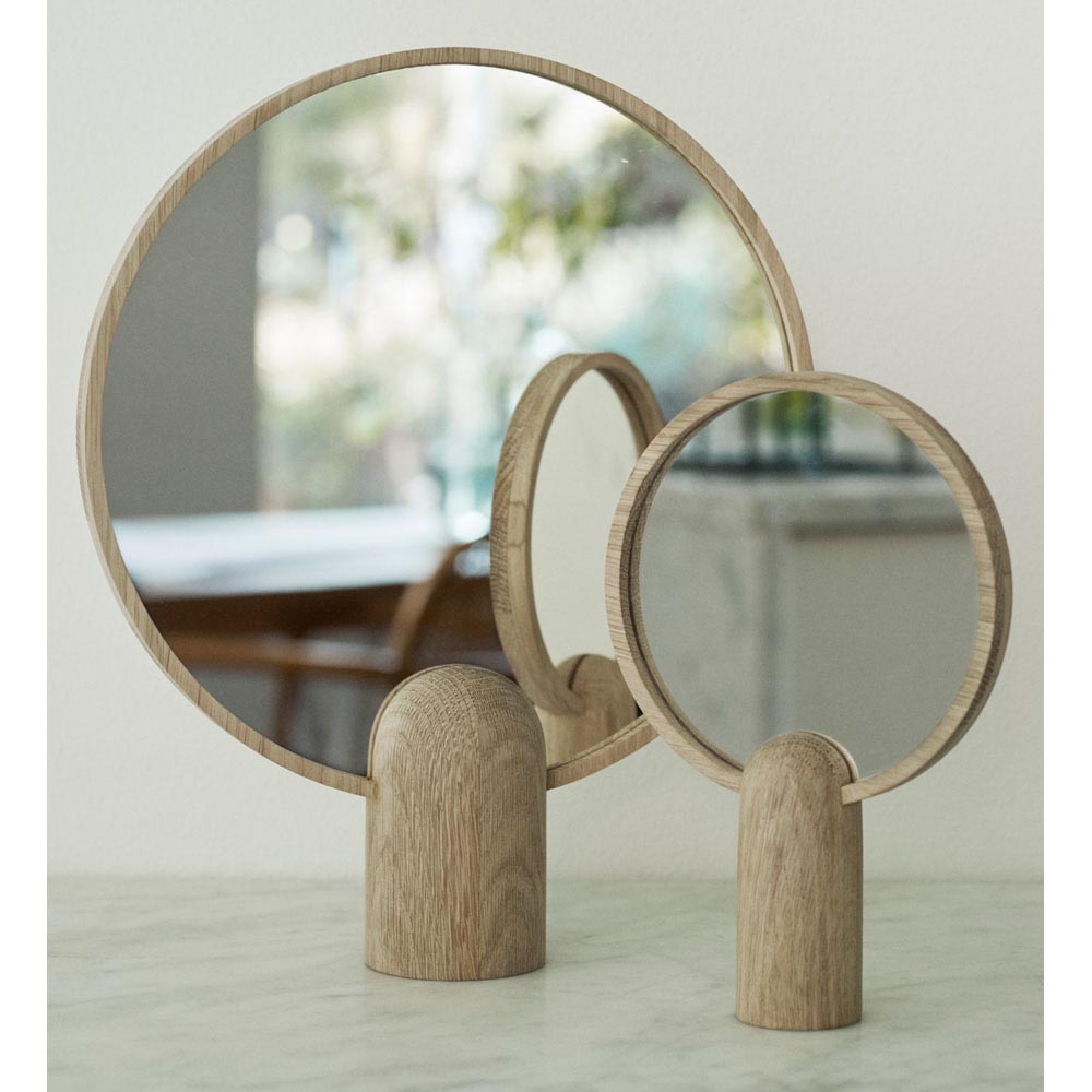 Aino Mirror