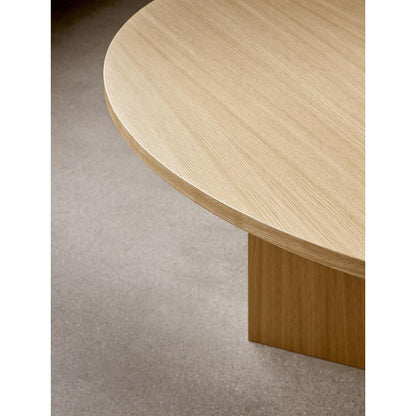 Androgyne Round Dining Table - Natural Oak