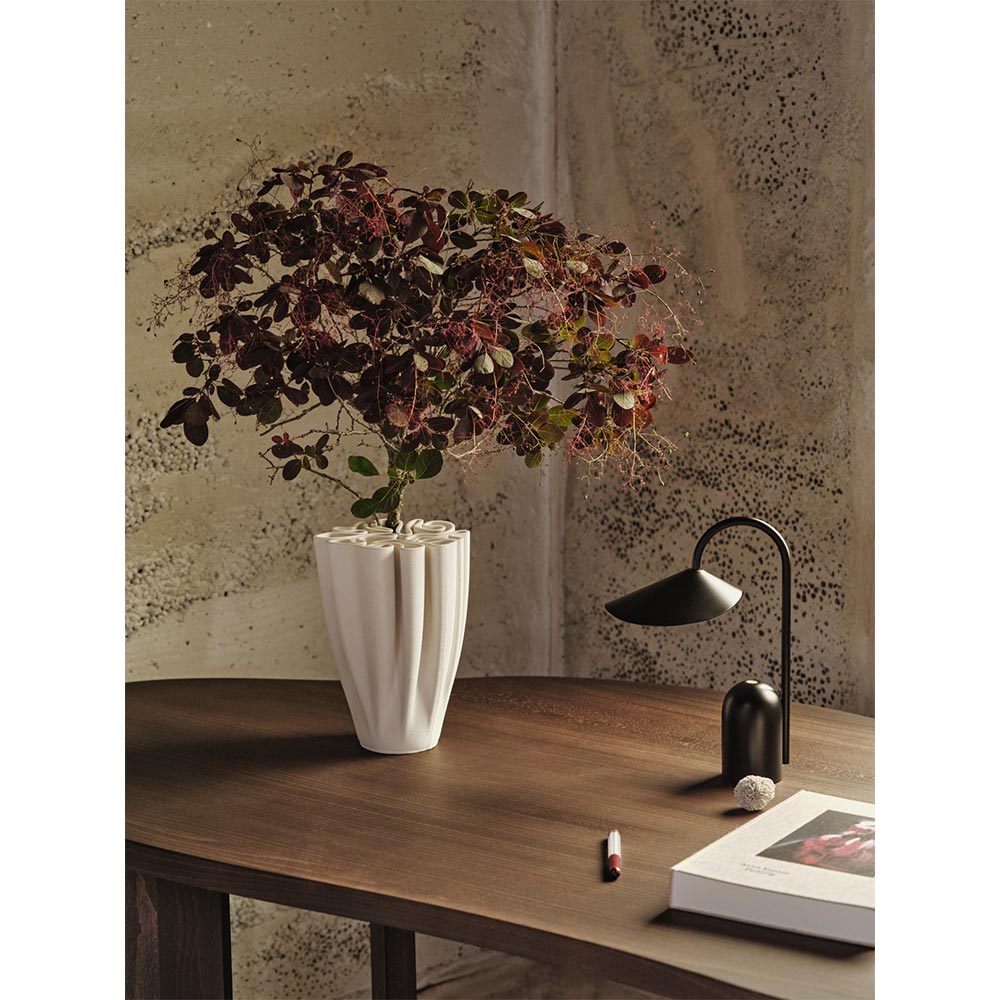 Arum Portable Lamp - Black
