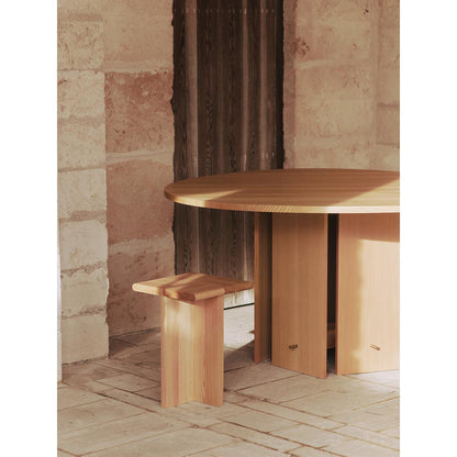 Aukko Dining Table
