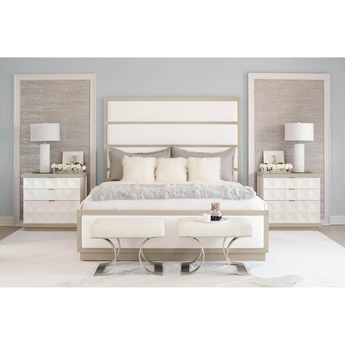 Axiom Linear Panel Bed