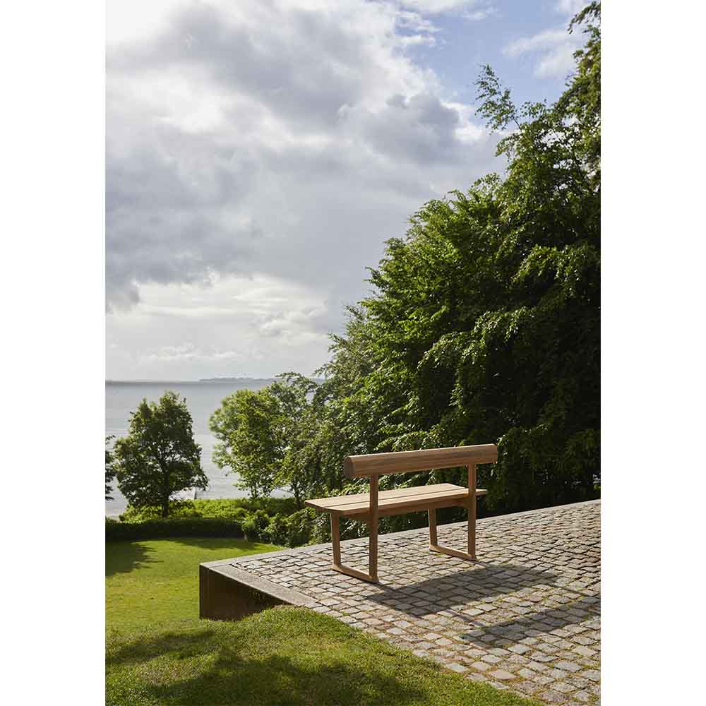 Banco Outdoor Bench