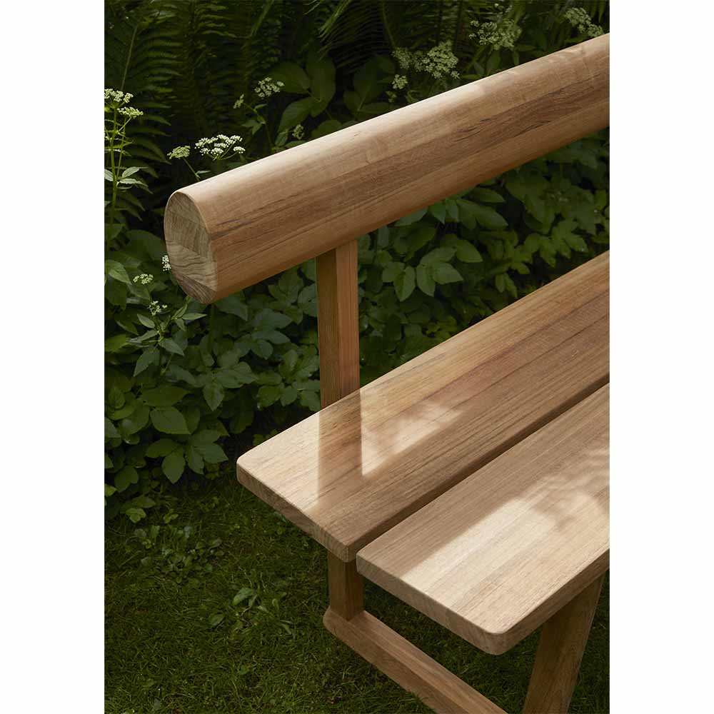 Banco Outdoor Bench