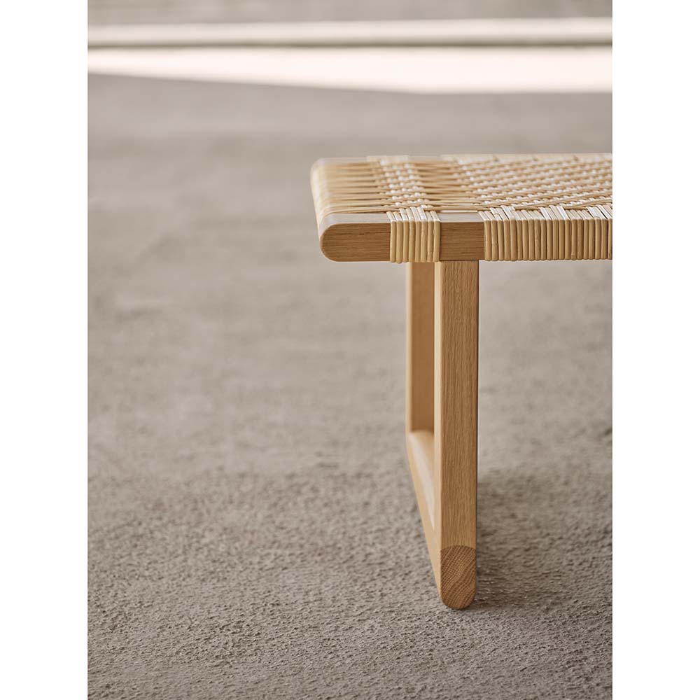 BM0488S Table Bench - Canework, Oak Oil