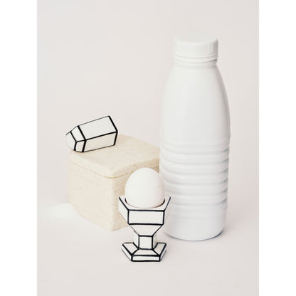 Carte Blanche Black and White Salt and Pepper Shaker Set