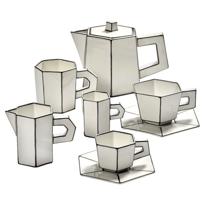 Carte Blanche Black and White Tea Pot