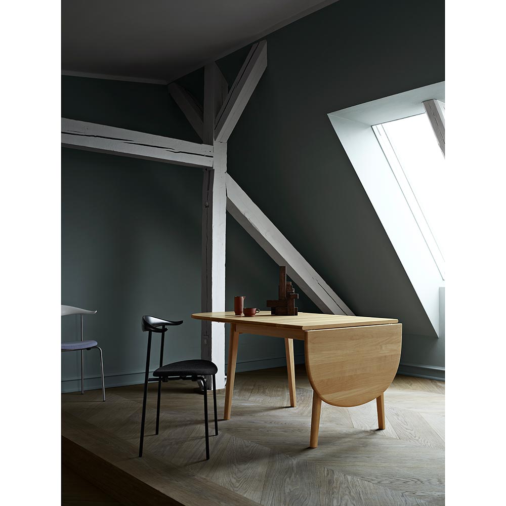 CH002 Dining Table - Beech