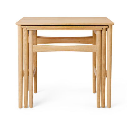 CH004 Nesting Tables - Oak