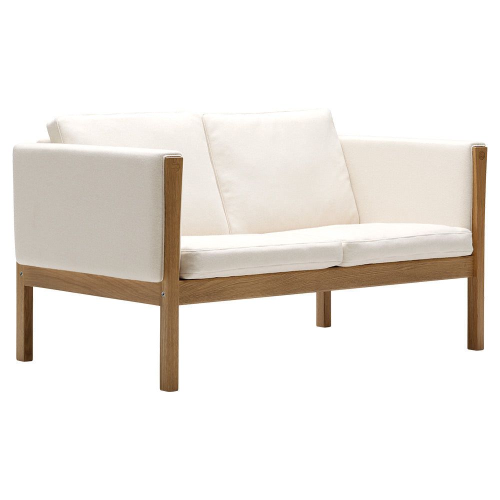 CH162 Sofa