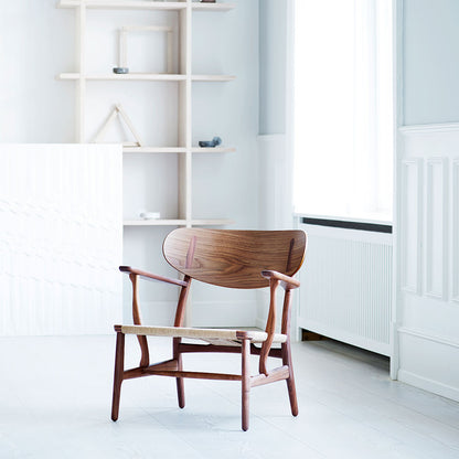 CH22 Lounge Chair - Walnut