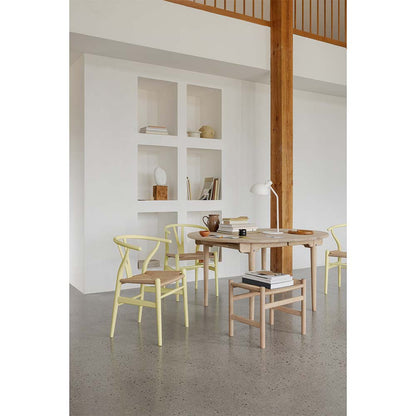 CH24 Wishbone Dining Chair - Hollyhock