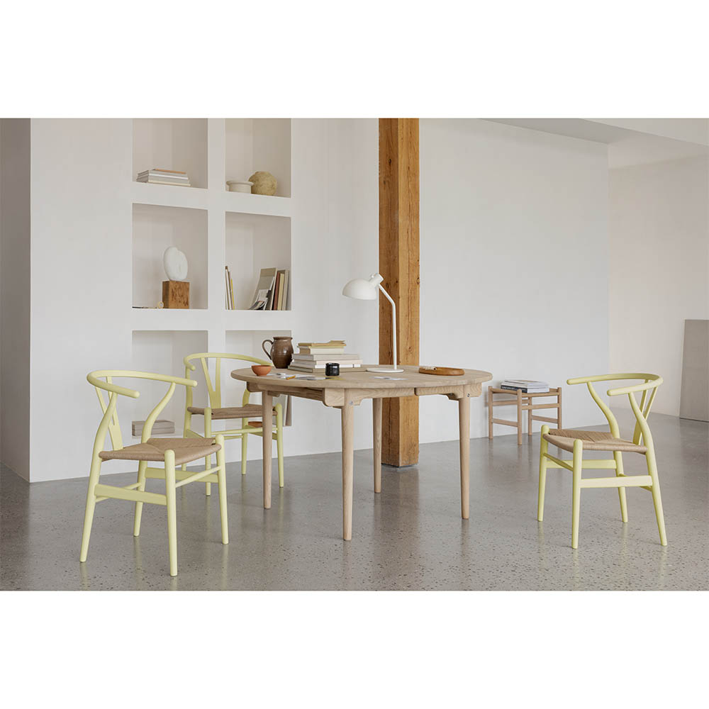 CH24 Wishbone Dining Chair - Hollyhock