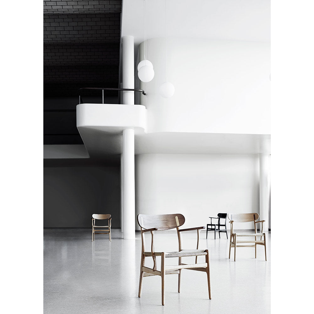 CH26 Dining Chair - Natural Paper Cord, Oak Frame, Walnut Backrest