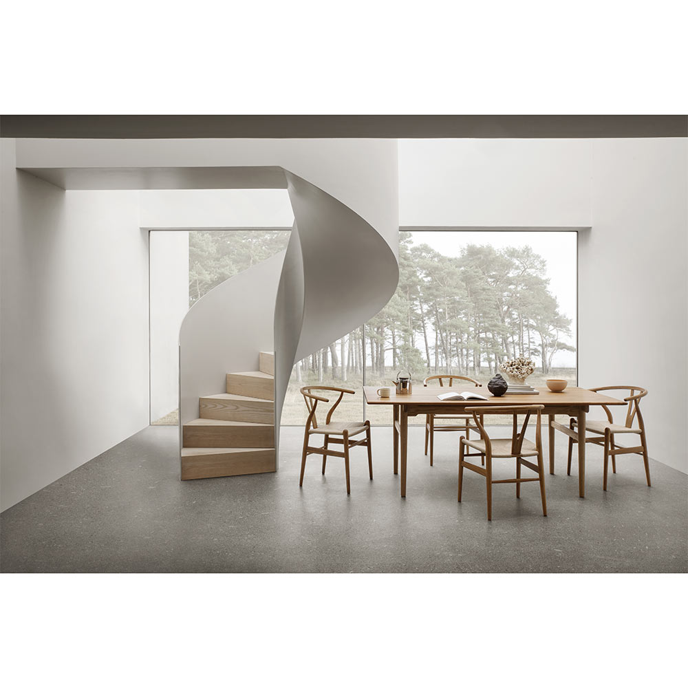 CH327 Dining Table