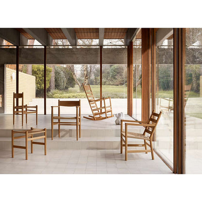 CH45 Rocking Chair - Lacquer Oak