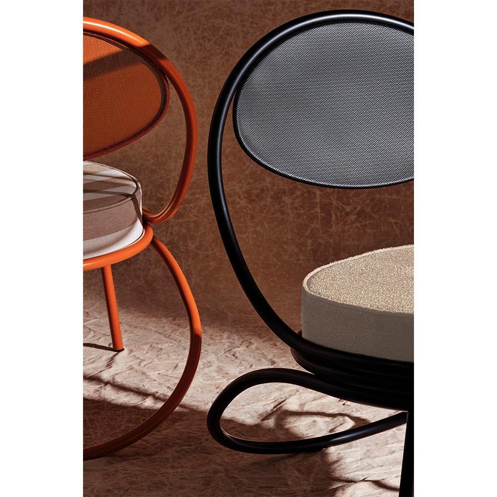 Copacabana Outdoor Lounge Chair - Lorkey 41, Black Semi Matte Base