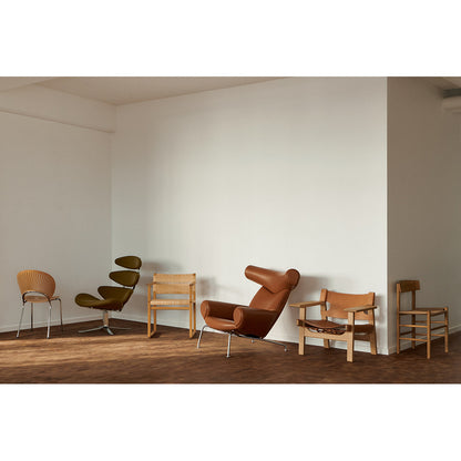 Corona Lounge Chair