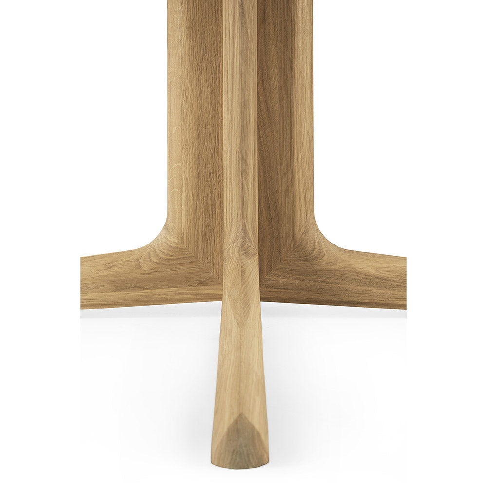 Corto Square Dining Table -Oak
