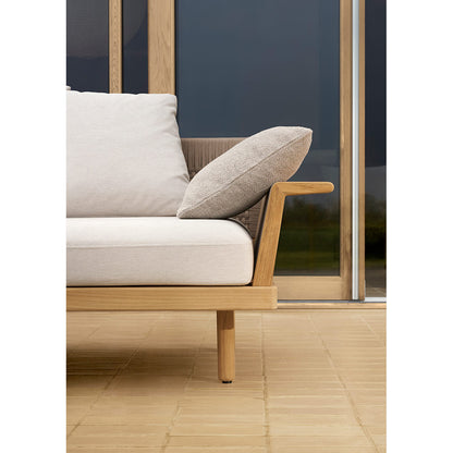 CU E500 Embrace Outdoor Modular Sofa - Pillow