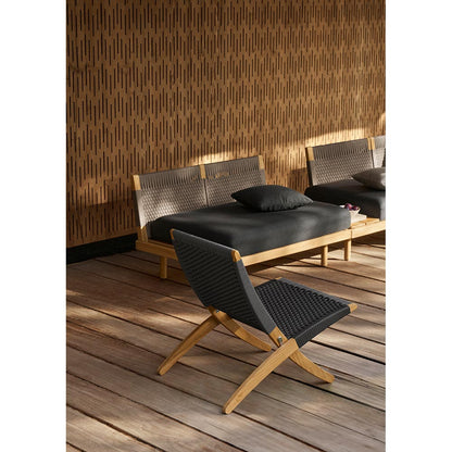 CU E500 Embrace Outdoor Modular Sofa - Pillow