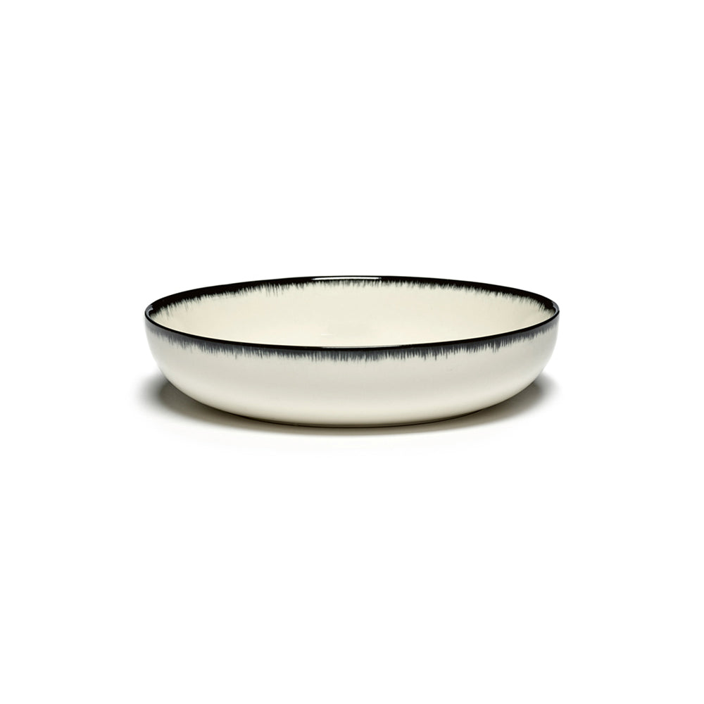 De Set of 4 High Plates Variation A - Off White &amp; Black, 7.28"W