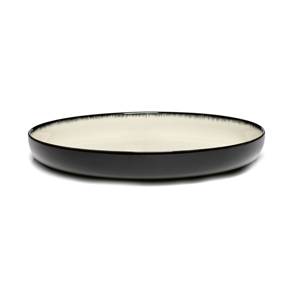 De Set of 4 High Plates Variation D - Off White &amp; Black, 10.63"W