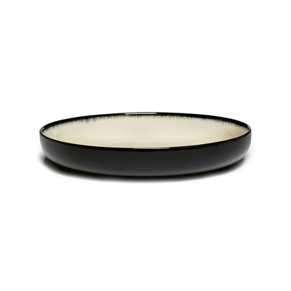 De Set of 4 High Plates Variation D - Off White &amp; Black, 9.45"W